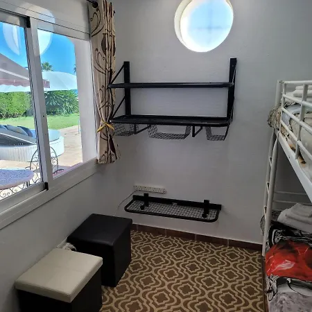Luxury Sea Views With Pool 公寓 马尼尔瓦