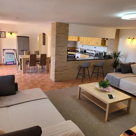 Apartment Luxury Sea Views With Pool