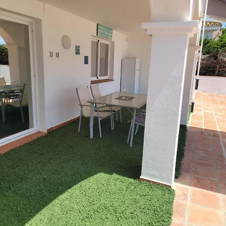 Luxury Sea Views With Pool Apartment *