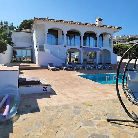 Apartamento Luxury Sea Views With Pool Manilva